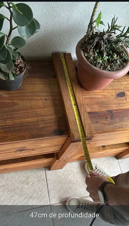 Aparador de madeira rústica para decoração