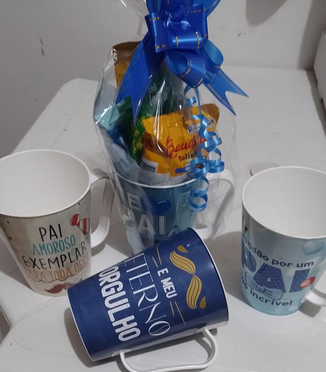 Mini café da manhã na caneca.