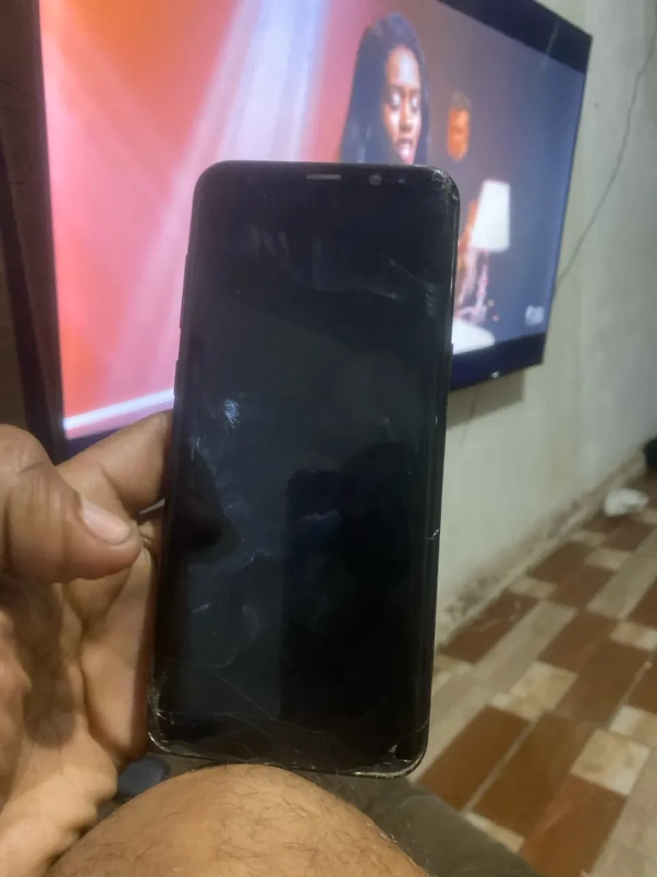 Paretirada de pessoa ou se quiser arruma é só trocar o display