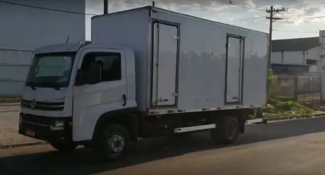 Volkswagen 11180 Baú 2017. - Foto 2