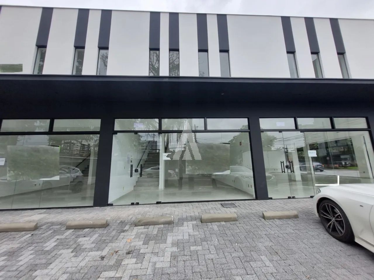 Loja para alugar por R$ 5650.00, 80.75 m2 - ANITA GARIBALDI - JOINVILLE/SC - Foto 2