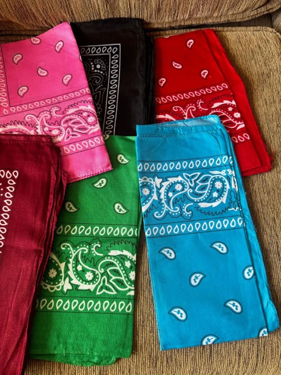 Bandana Kit Com 6 - Excelente Estado - Foto 3