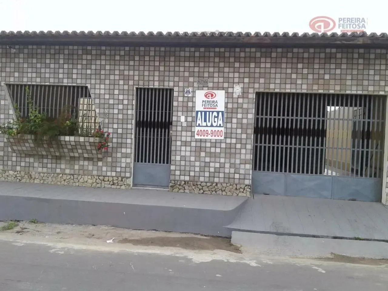Casa com 2 dormitórios para alugar, 180 m² por R$ 1.750,00/ano - Cohatrac IV - São Luís/MA