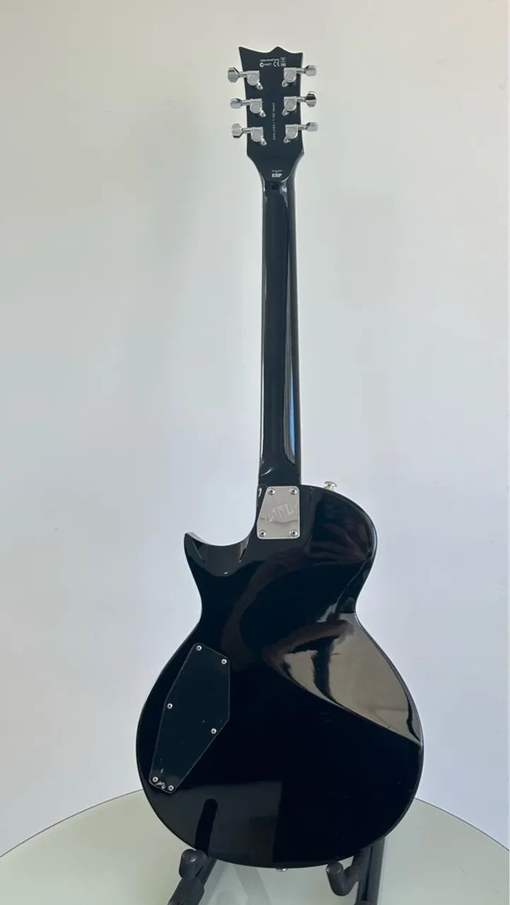 Guitarra LTD EC-1064301344498689123