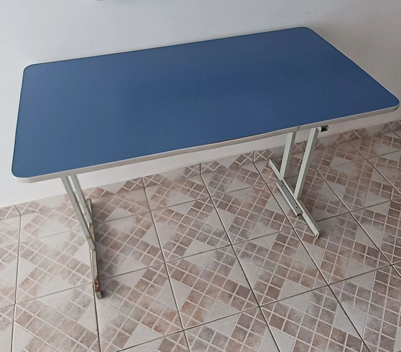 Mesa de Escritório com Gaveteiro - Foto 2