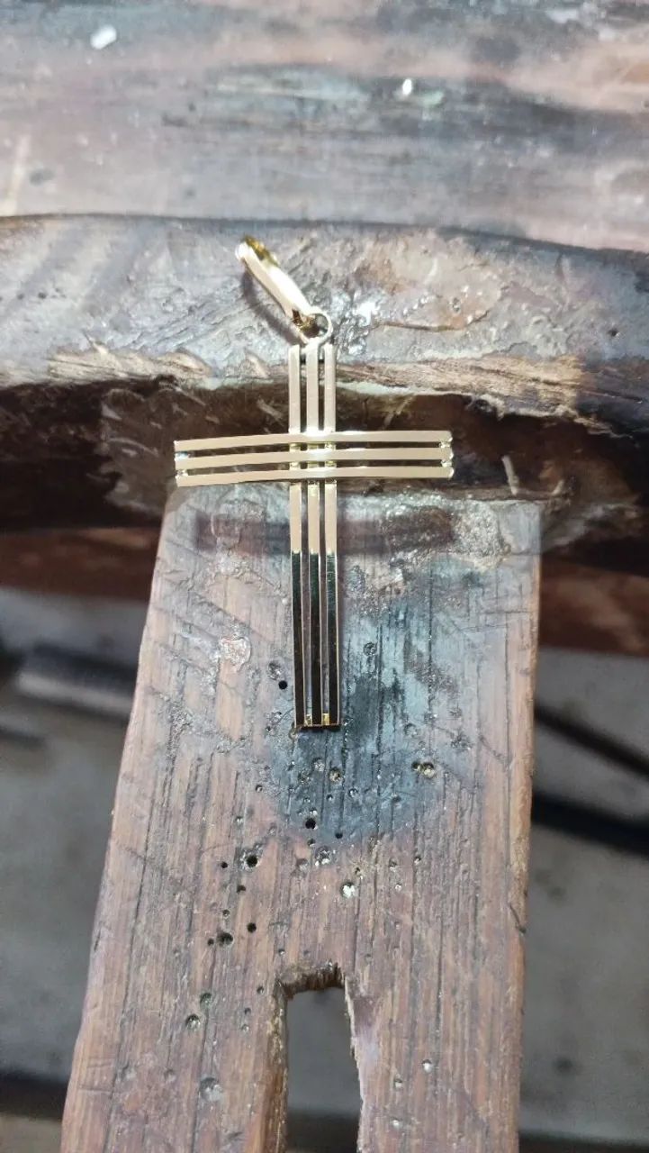Pingente Cruz em Ouro 18k - Feito sob Encomenda - Foto 4