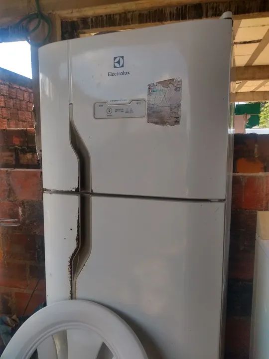 Geladeira Electrolux Duplex Frost Free
