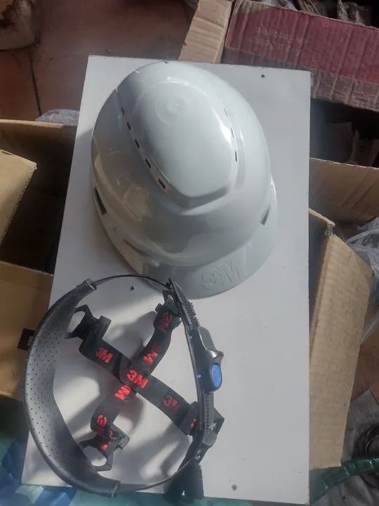 Capacete de Segurança 3M H700 com catraca 