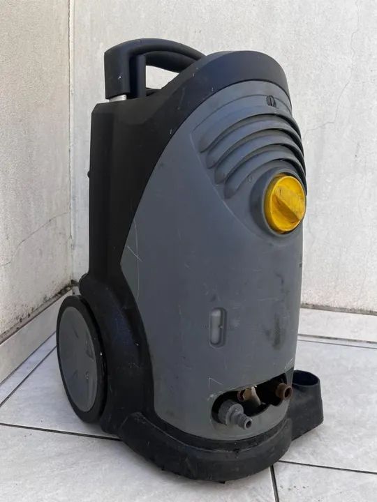 Lavadora Alta Pressão 2175l Profissional Karcher hd 6/15 - Foto 4