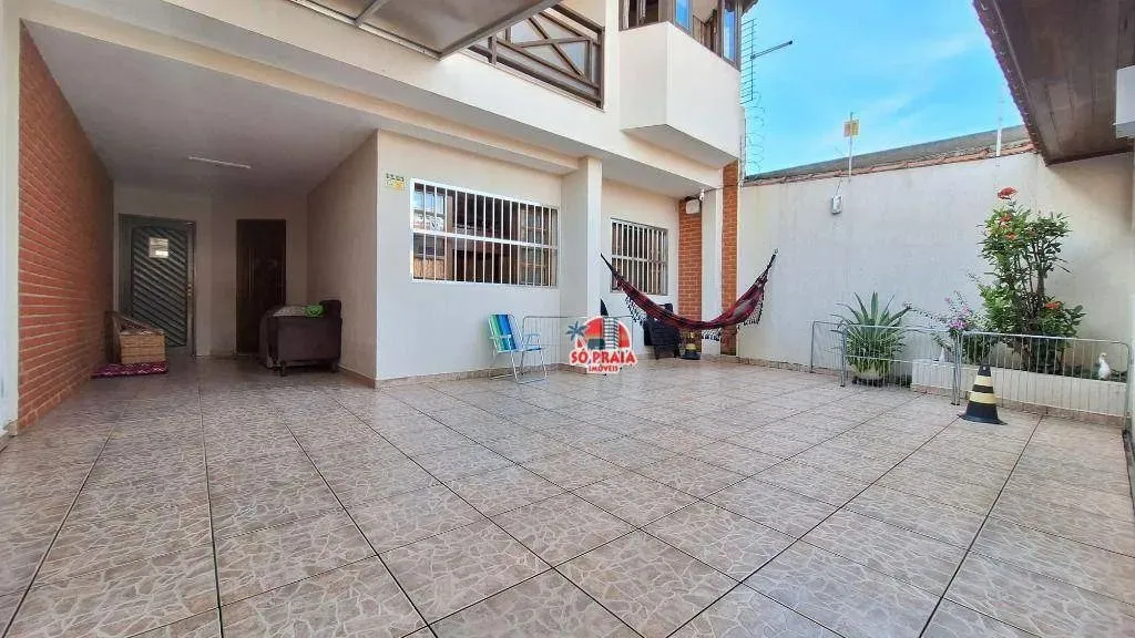 Sobrado com 3 dormitórios à venda, 165 m² por R$ 550.000,00 - Vila São Paulo - Mongaguá/SP