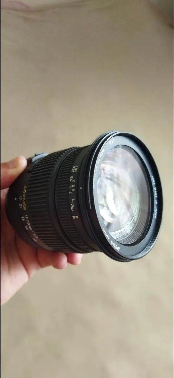 Lente Sigma 17-50mm f/2.8 EX DC OS HSM para Câmeras DSLR