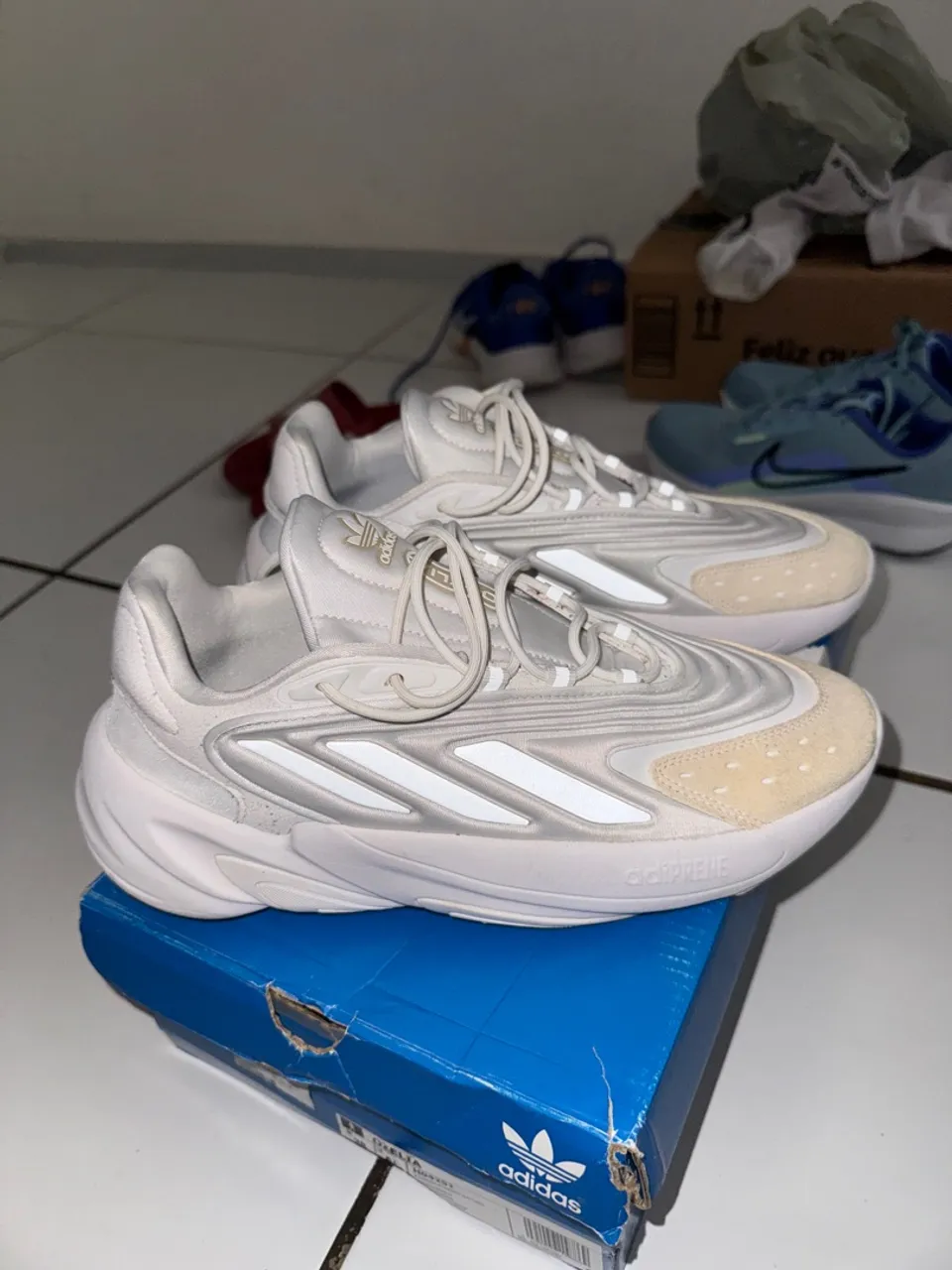 Tênis Adidas Ozelia TAM 38