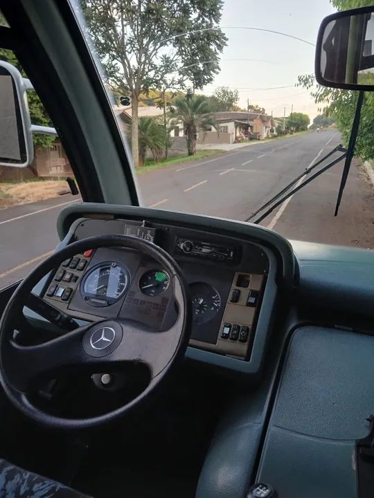 Micro ônibus?. Mercedes  - Foto 2