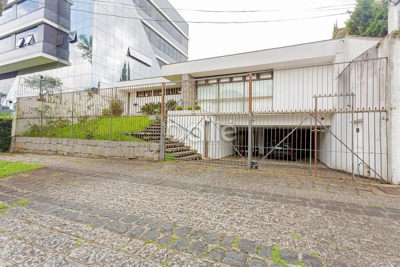 Casa com 5 quartos no Batel - Foto 2