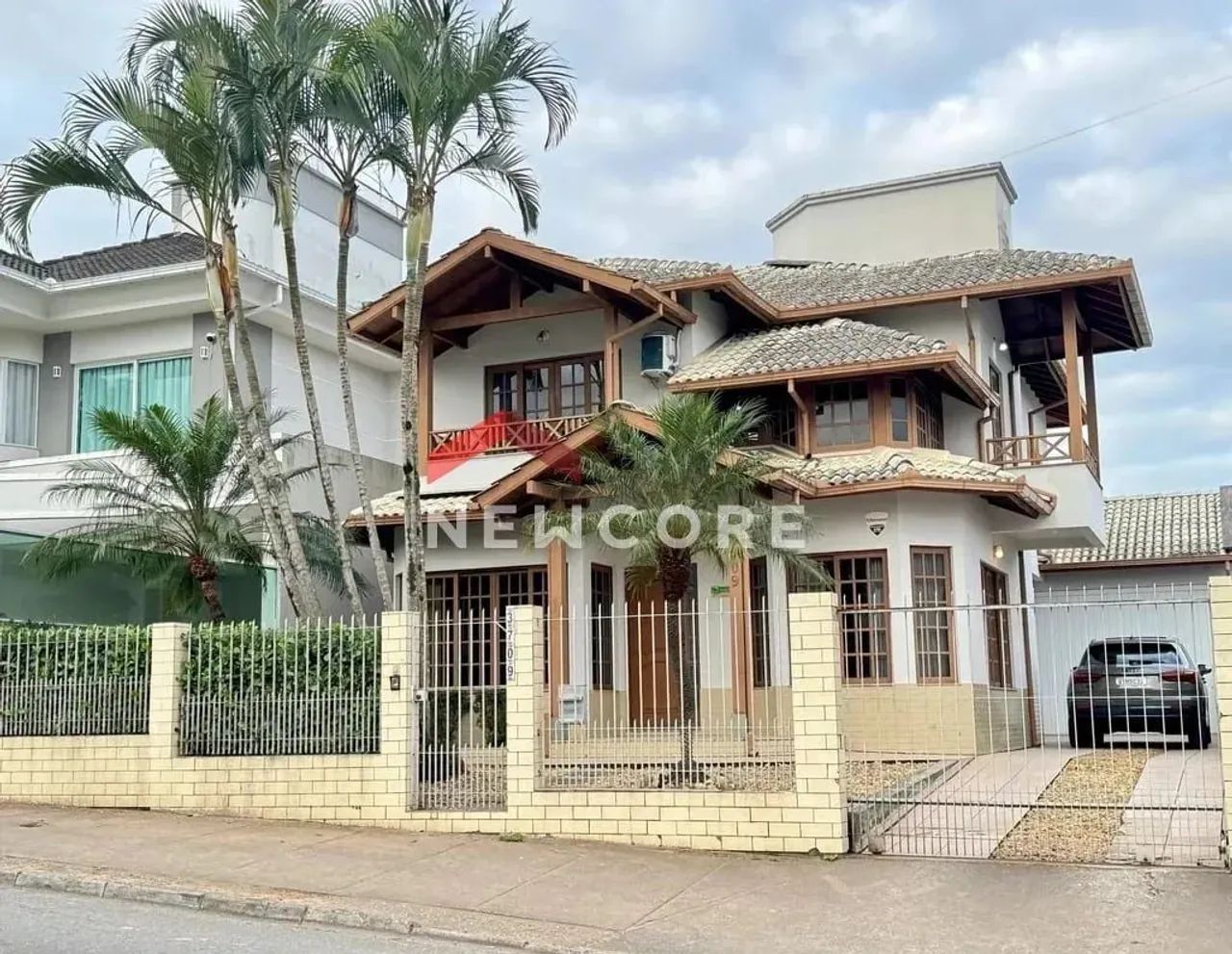 Casa em Avenida dos Lagos - Pedra Branca - Palhoça/SC
