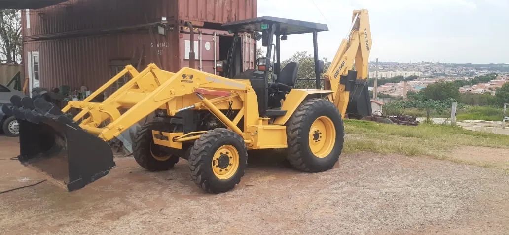 Retroescavadeira  - Foto 3