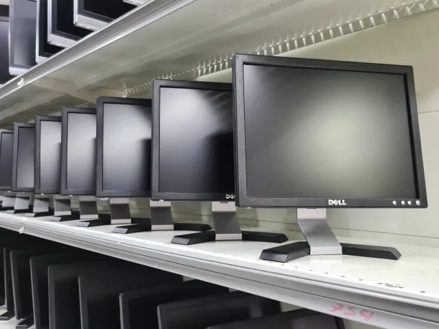 Monitor Dell 17 Polegadas Quadrado VGA - Foto 2