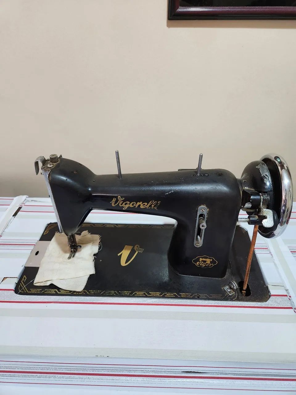 Vintage Vigorelli Sewing Machine65568136918147125