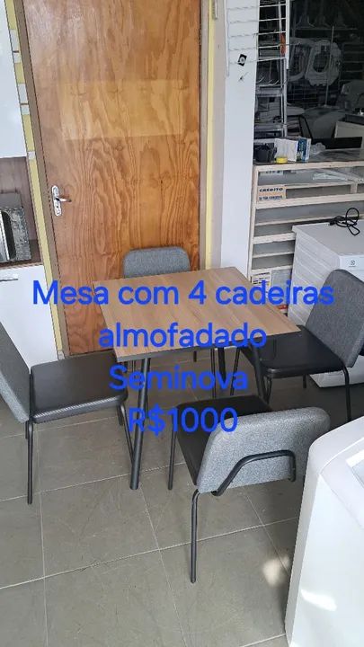 Mesa com 4 cadeiras seminovo  - Foto 2
