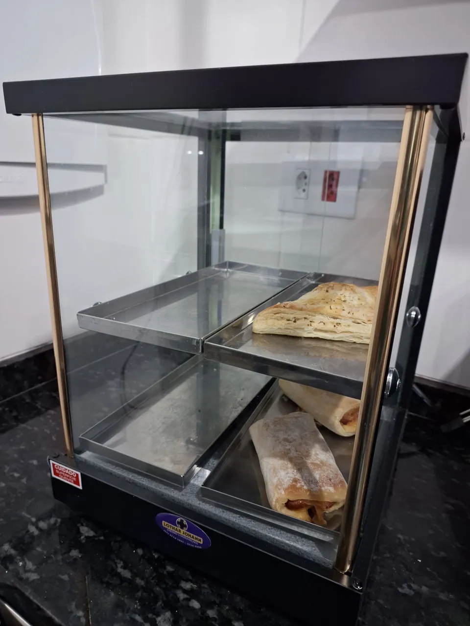 Vitrine Expositora para Lanches - Lothar Johann