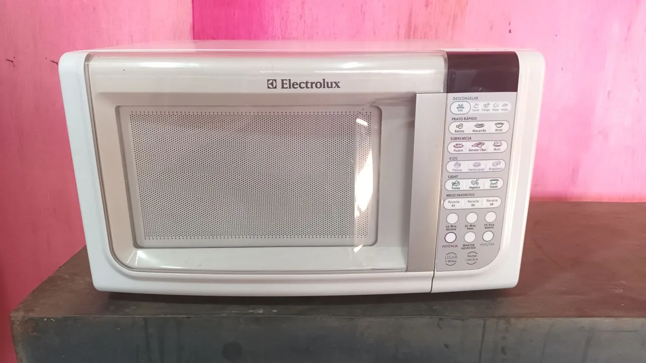Micro-ondas Electrolux em perfeito estado