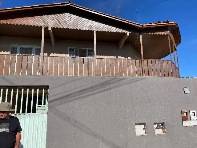 lote com 2 casas sobrado e casa ao fundo - Foto 2