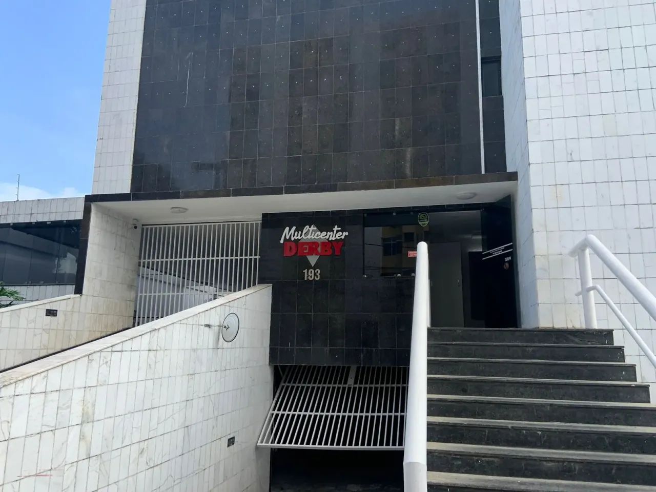 Imóvel para aluguel possui 110 metros quadrados em Boa Vista - Recife - PE - Foto 13