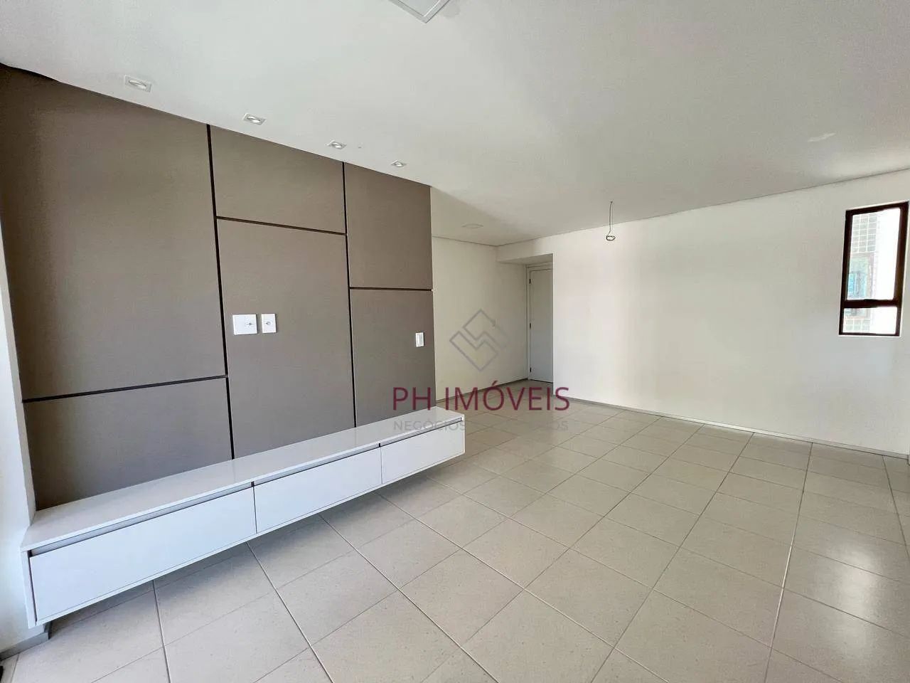 Apartamento à Beira Mar de Guaxuma com 3 dormitórios sendo 1 suíte - 114m² - Foto 3