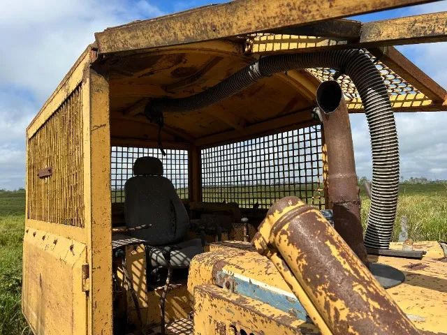 Trator de Esteira KOMATSU D60 - Foto 4