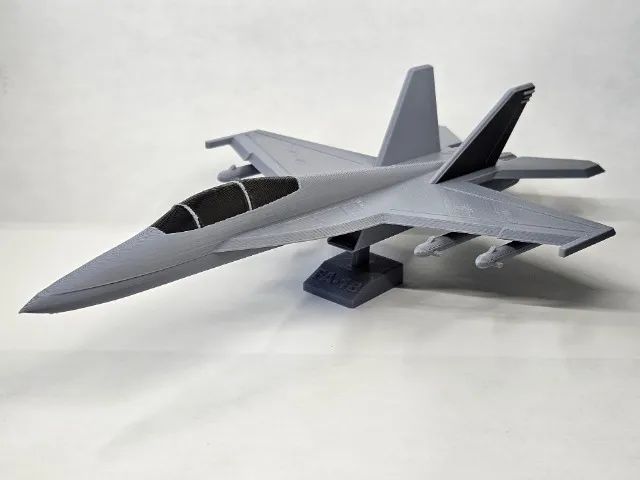 Aeromodelo Kit cartão Avião FA18