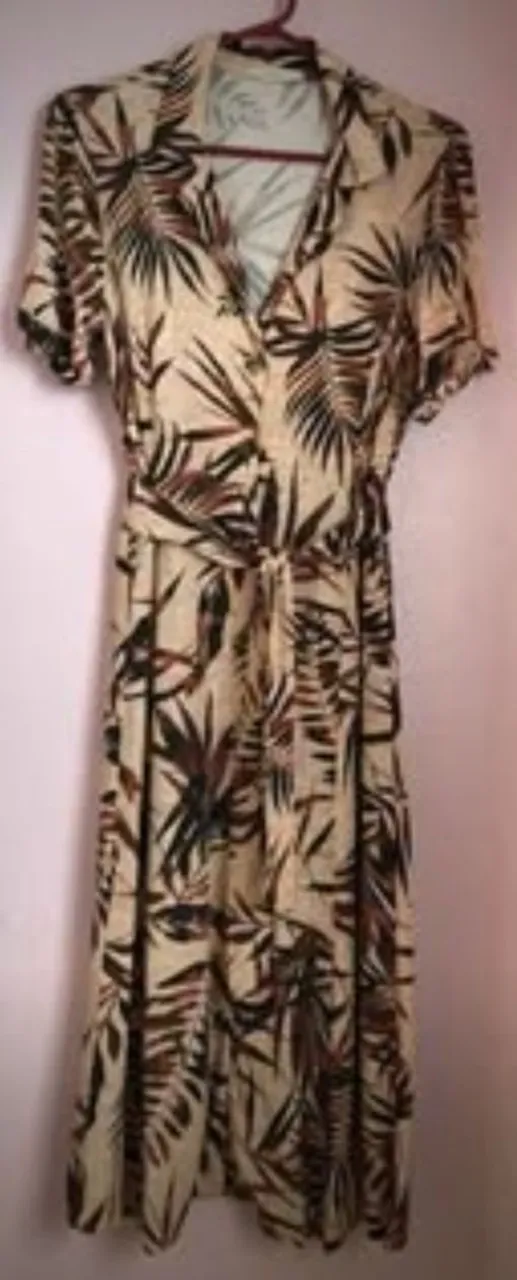 Vestido estampado floral bege