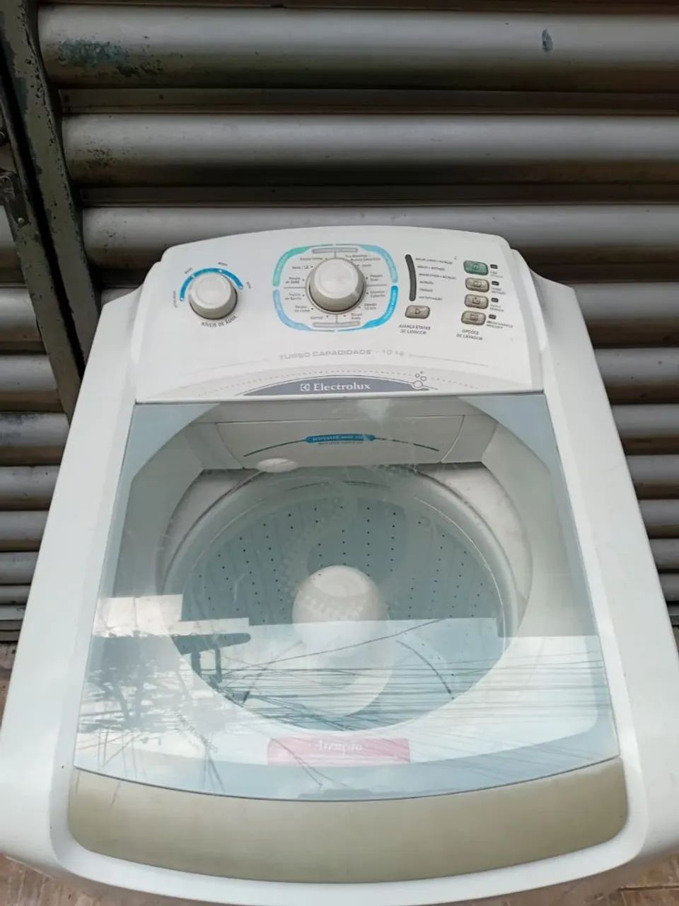 Máquina de Lavar Roupa Electrolux 10 kg  127v. Frete grátis Régiao.   Semi-nova - Foto 5