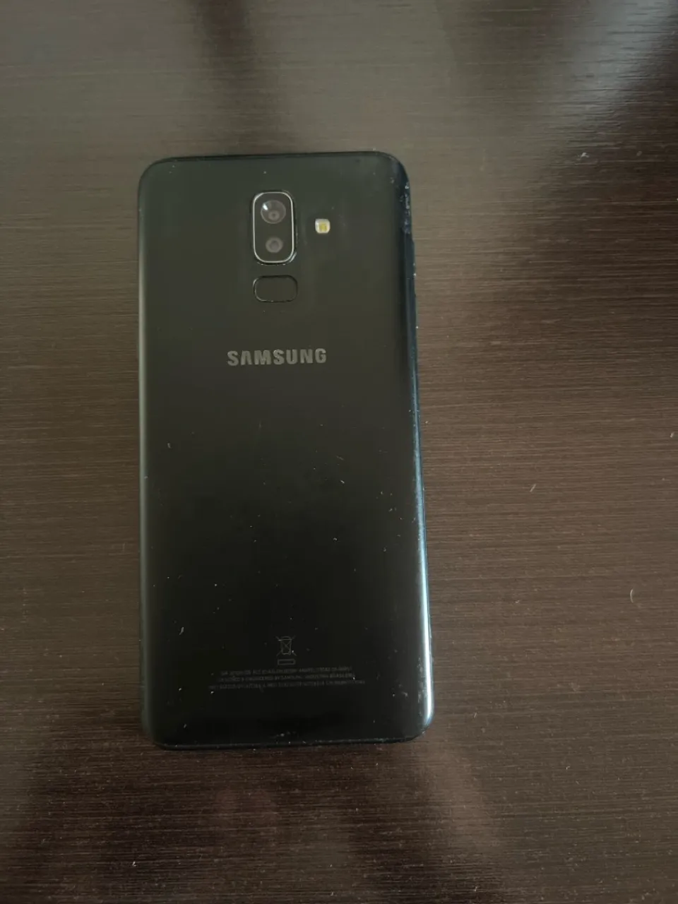 Samsung galaxy j8