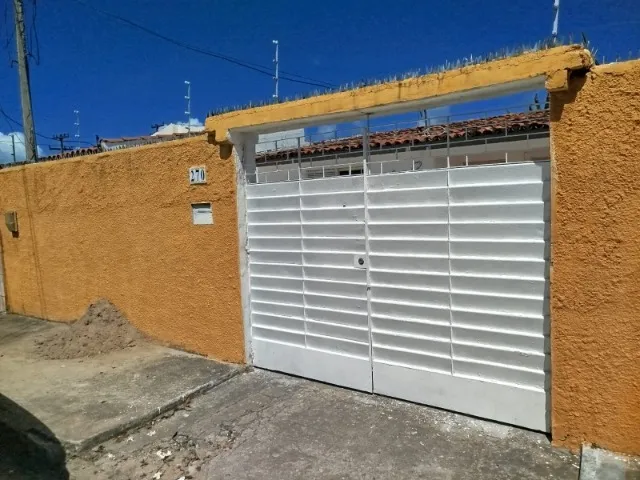 ALUGUEL - Casa no Bairro do Poço
