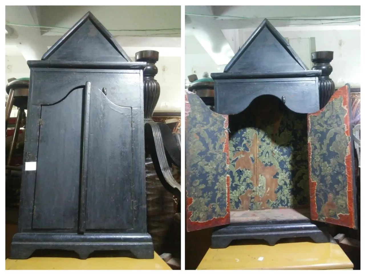 Armário oratório antigo de madeira