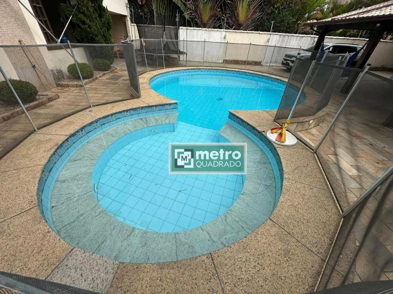 Casa com 5 quartos, 336 m² - venda por R$ 1.200.000 ou aluguel por R$ 10.319/mês - Extensã