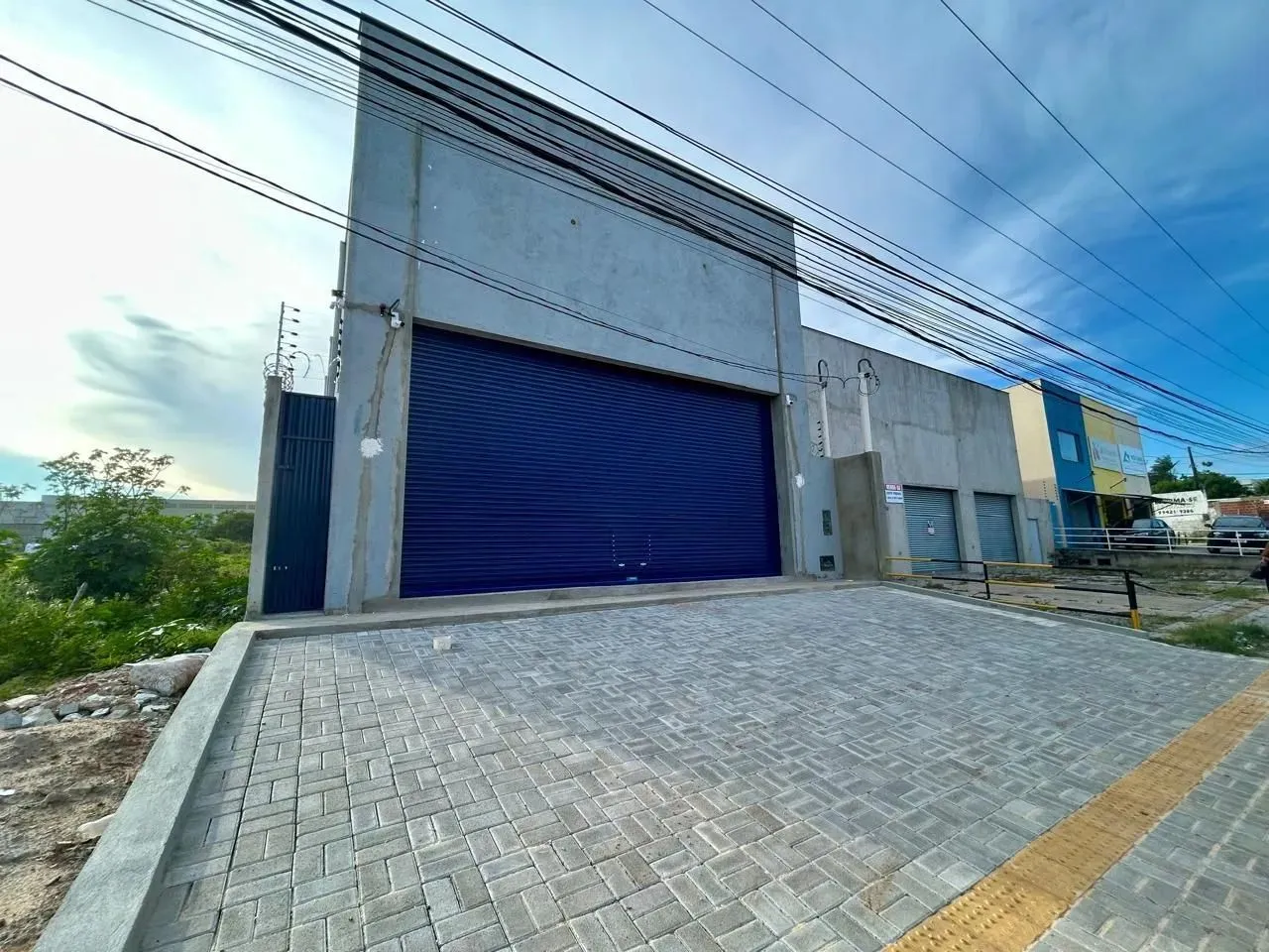 Galpão na Olavo Lacerda Montenegro - Parnamirim - RN