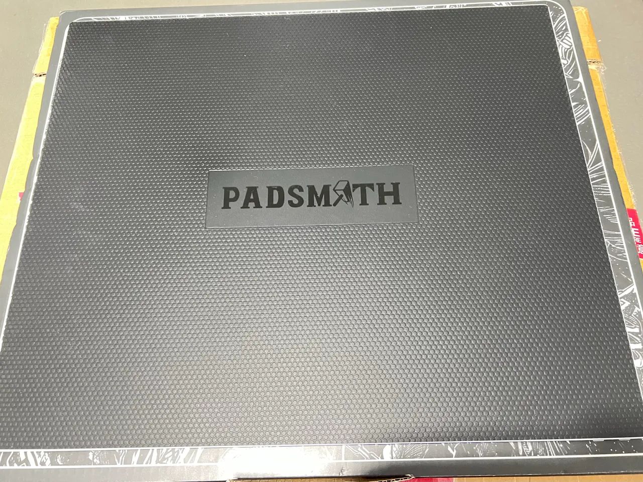 Mousepad de Vidro Padsmith Dark Chaos Kalei Edition - Periféricos