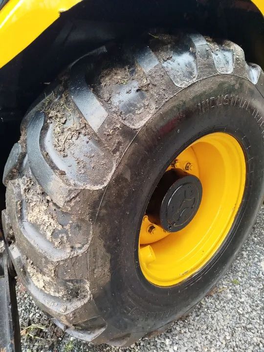 Retroescavadeira Rondon  - Foto 6