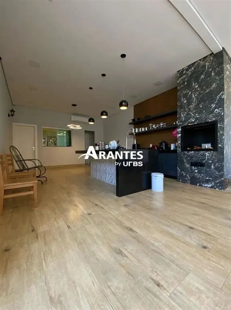 Casa com 269,36m² à venda no Jardim Sul