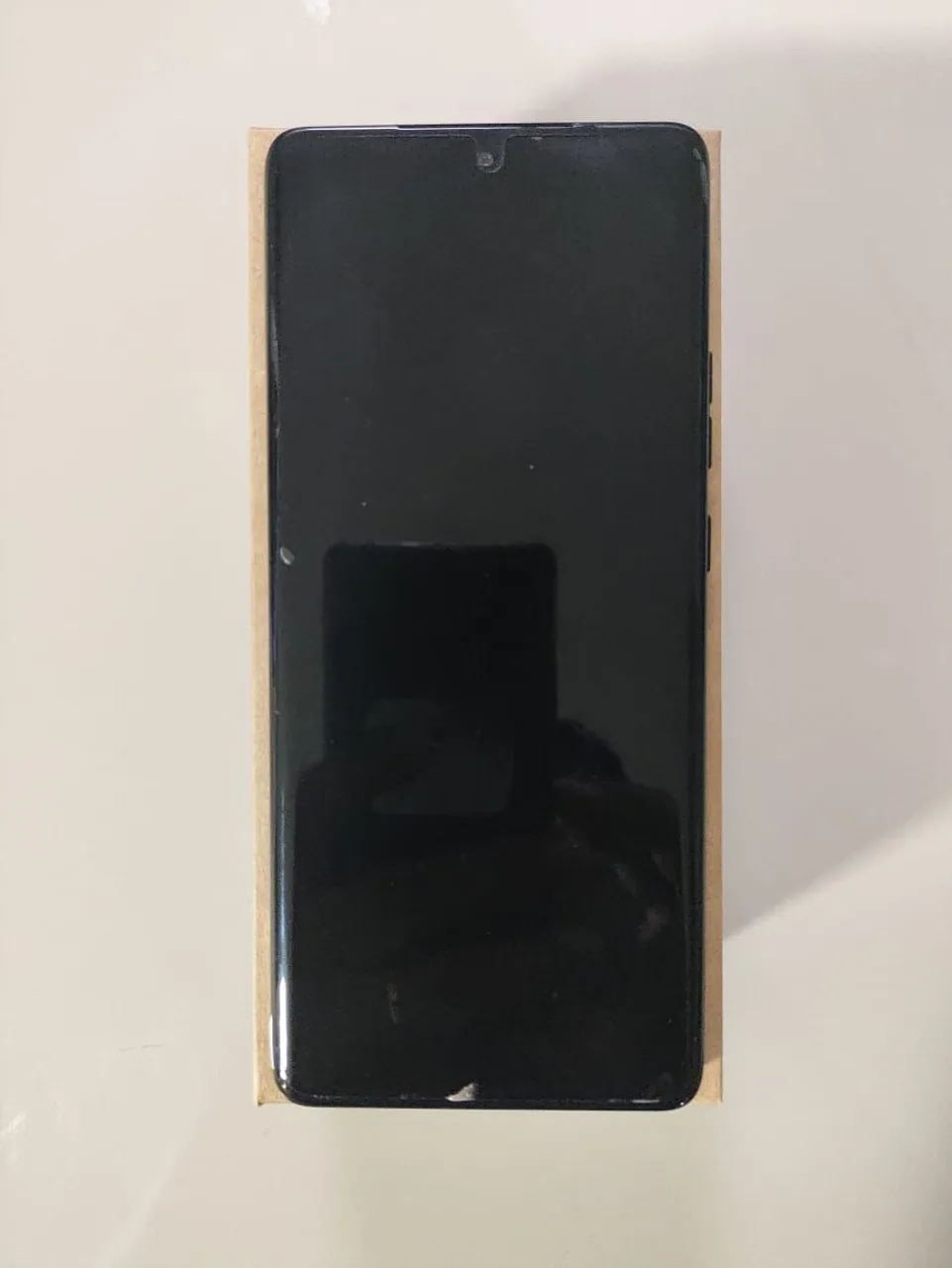 MOTOROLA EDGE 50 PRO, RAM 12GB, 256 GB DE ARMAZENAMENTO