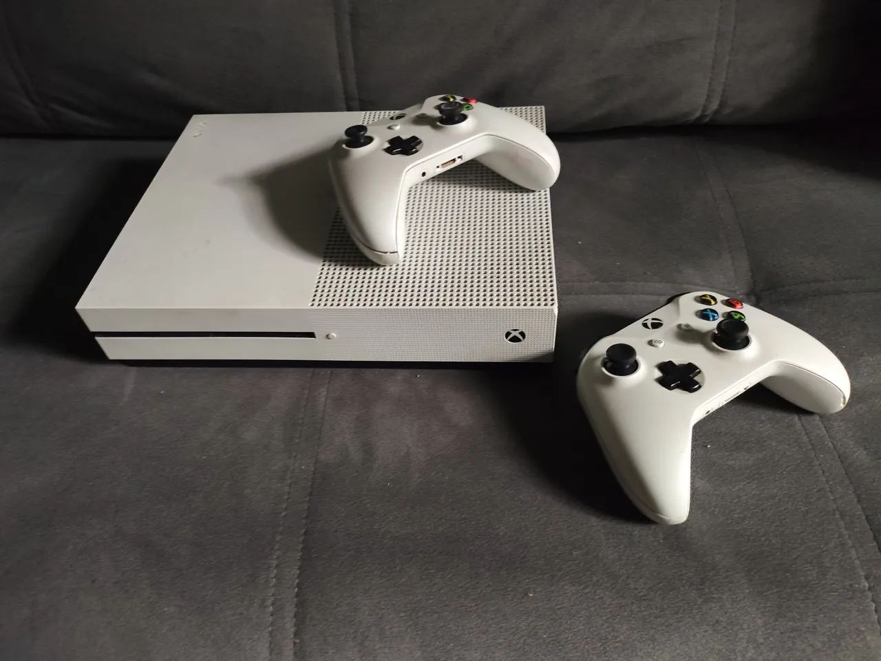 Xbox One S - Branco - Console de última geração