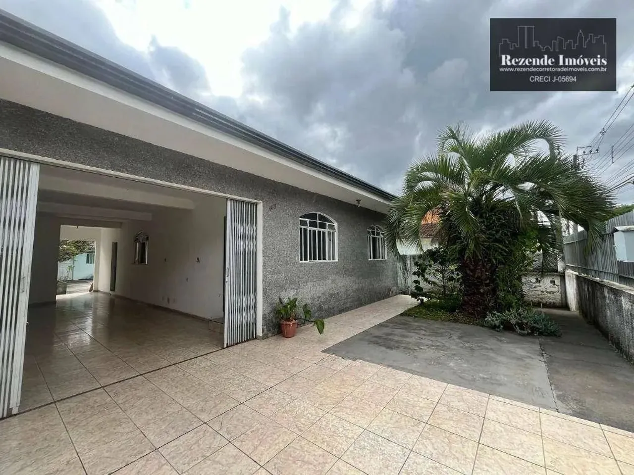 Casa com 4 dormitórios à venda, 200 m² por R$ 600.000,00 - Campo Comprido - Curitiba/PR