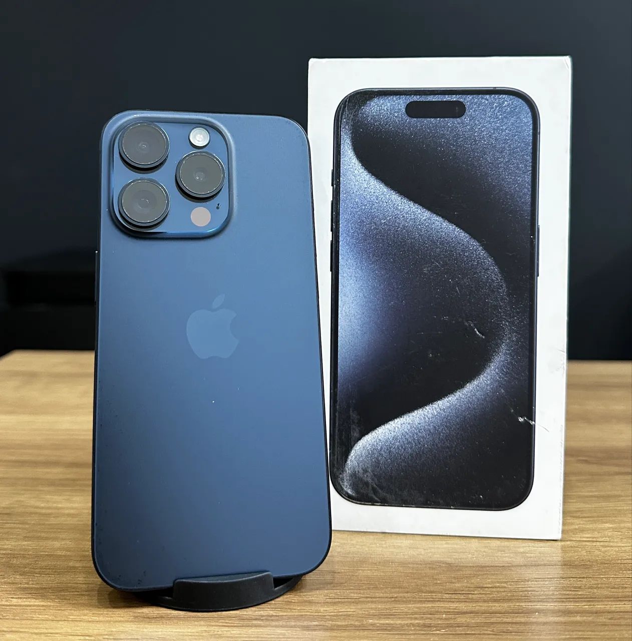 iPhone 15 Pro 128gb azul semi novo em perfeito estado