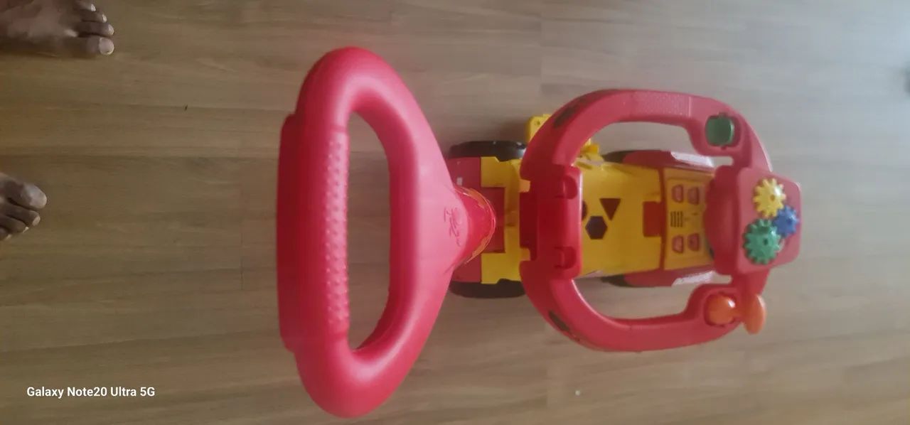 Carrinho de Passeio Infantil Bandeirante Primeiros Passos - Em Ótimo Estado  - Foto 4