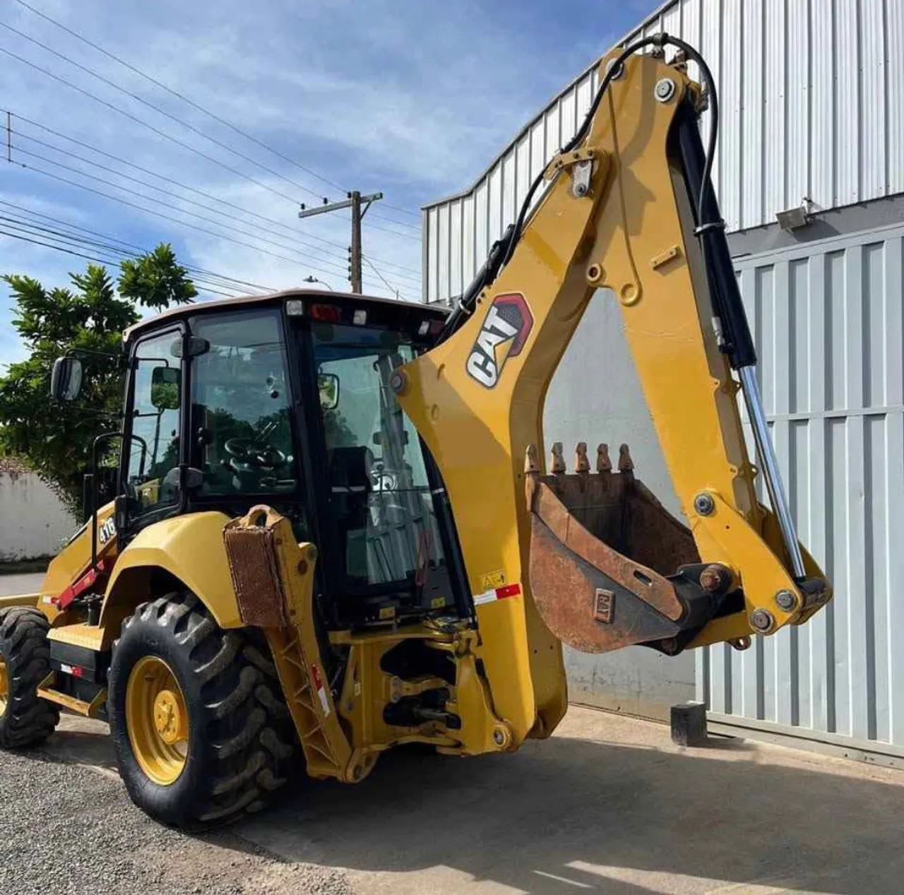 Retroescavadeira 2018 - Foto 3