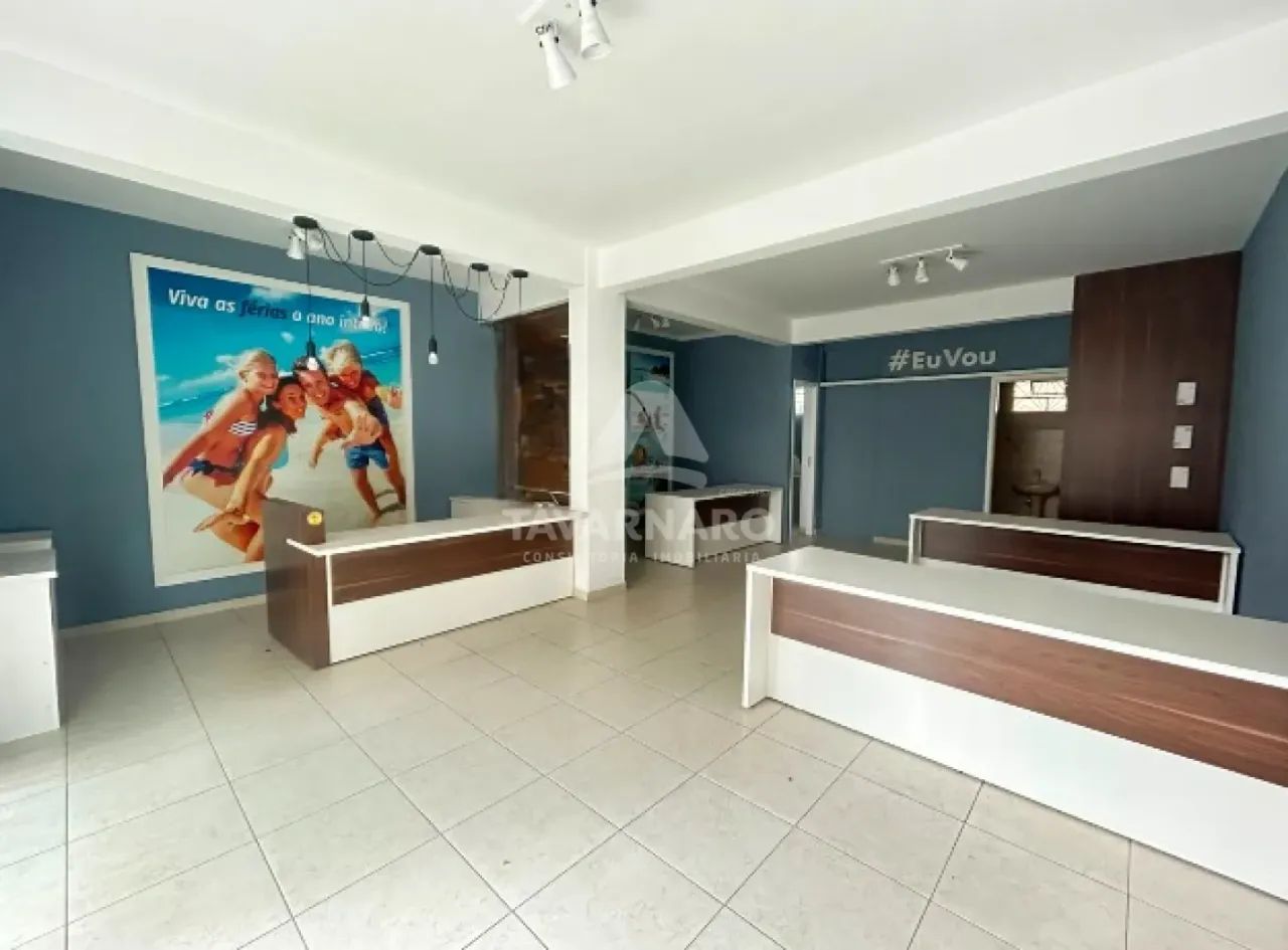 Sala 55m² no centro
