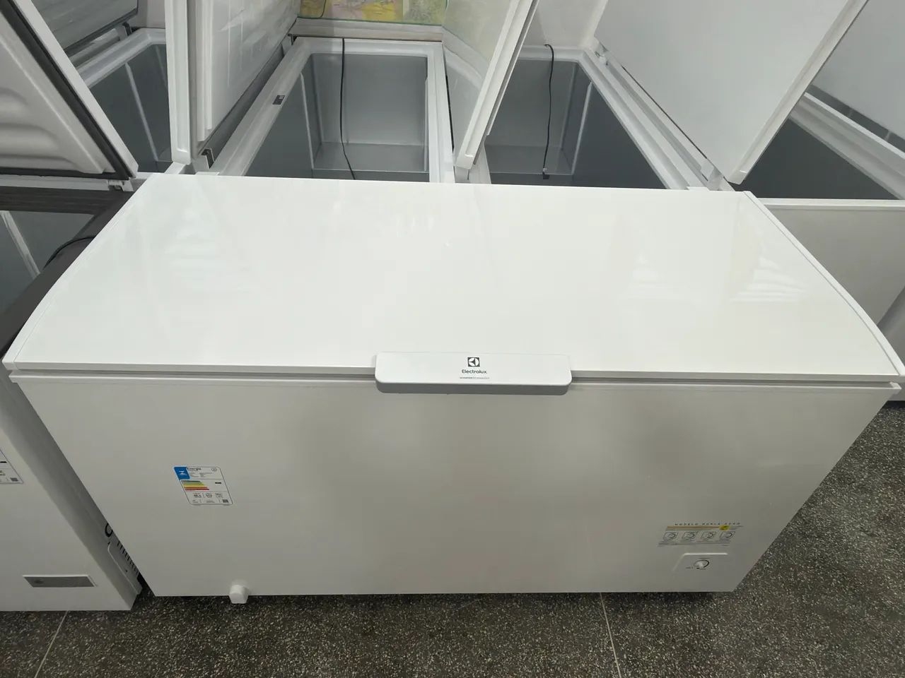 Vendo freezer 513l Electrolux 1 porta 110v - Geladeiras e Freezers