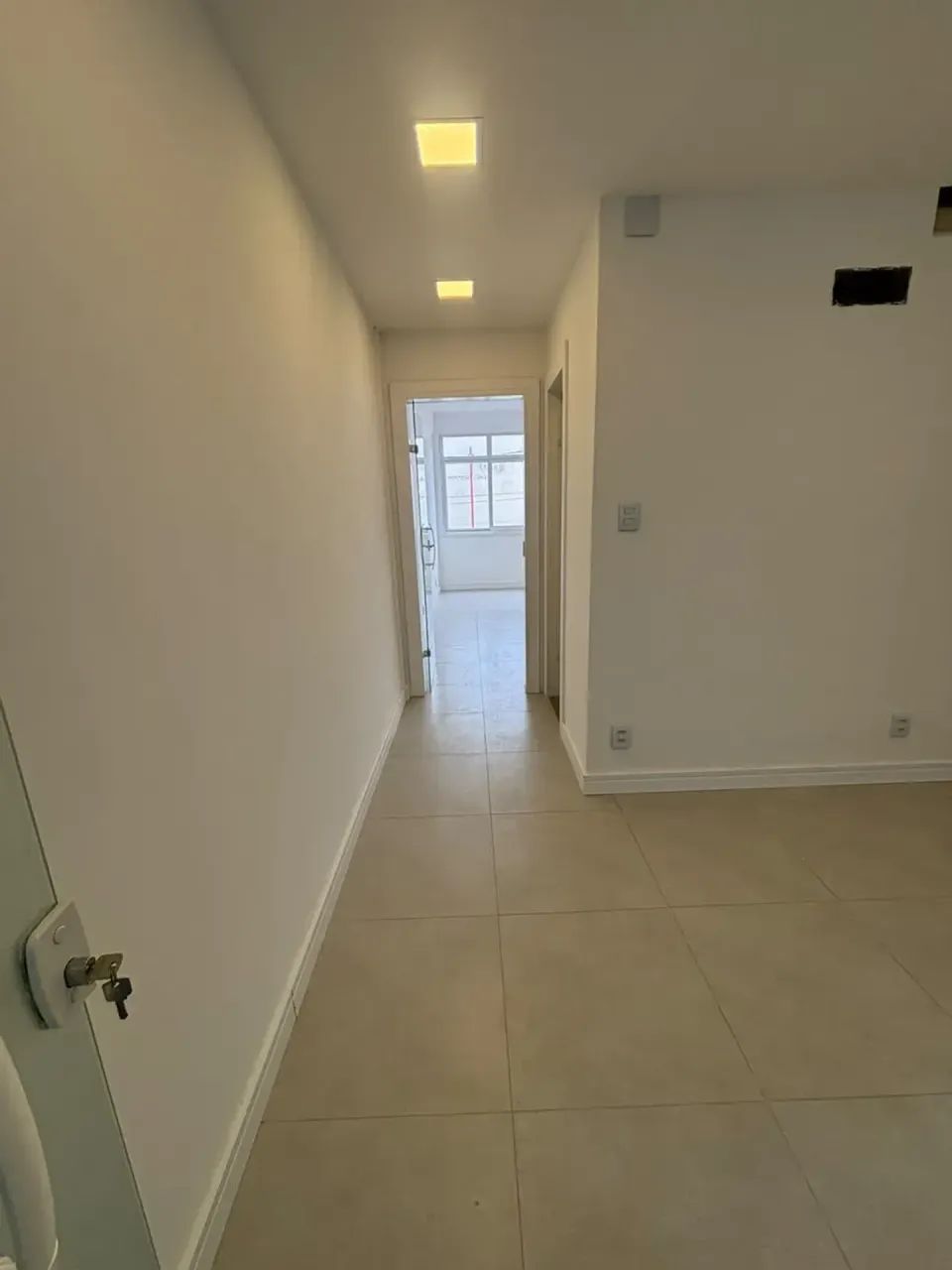 Sala comercial recém-formada no Centro de Valença! - Foto 3