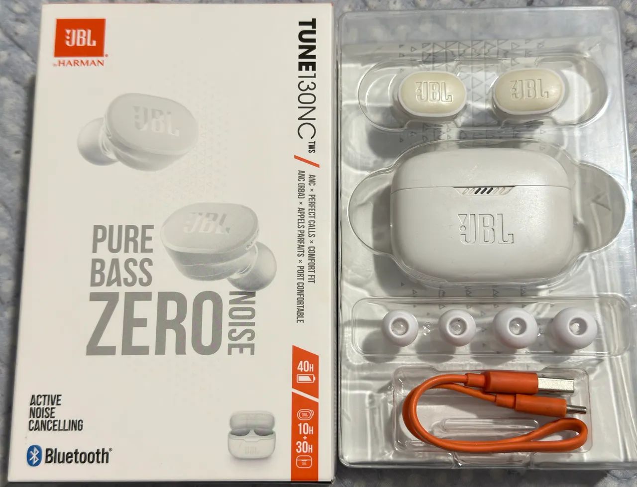 Fone JBL tune 130NC